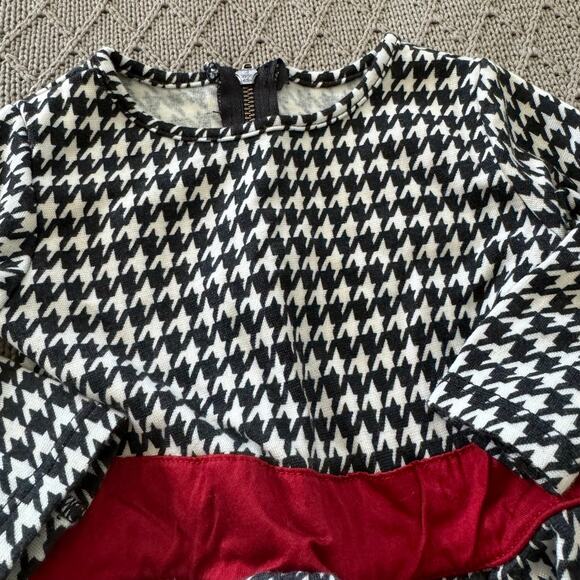 Persnickety houndstooth Peplum Top ~ 3 - Picture 4 of 9